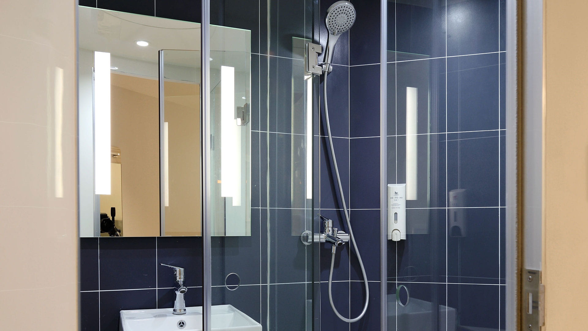 estand_plumbing_project_4-min